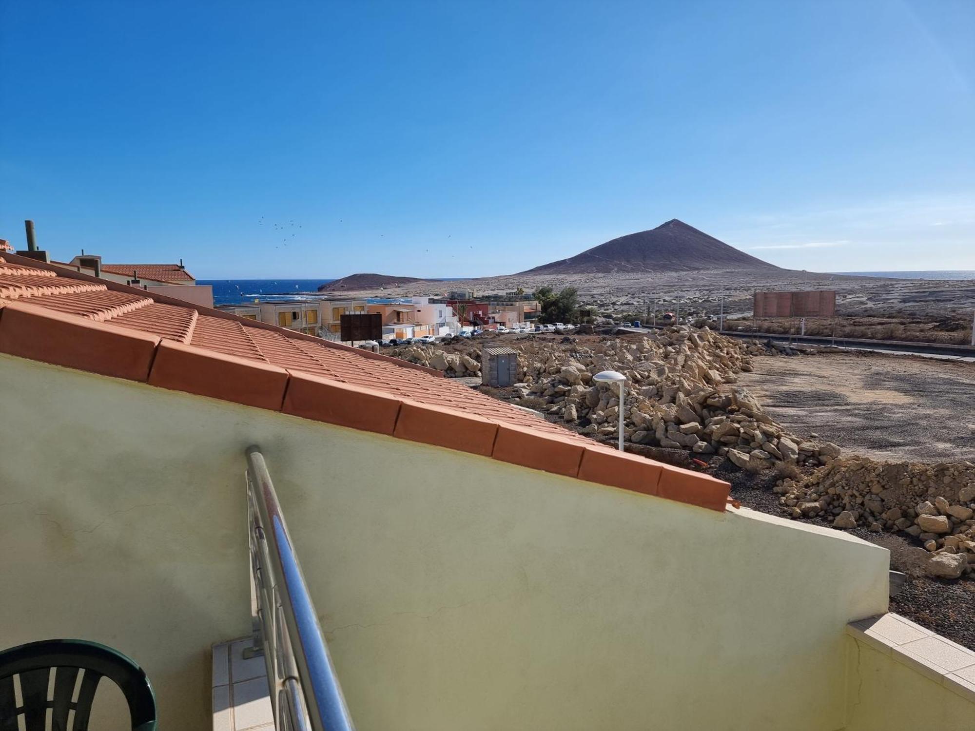 In Mit Terrasse Und Meerblick Holiday home